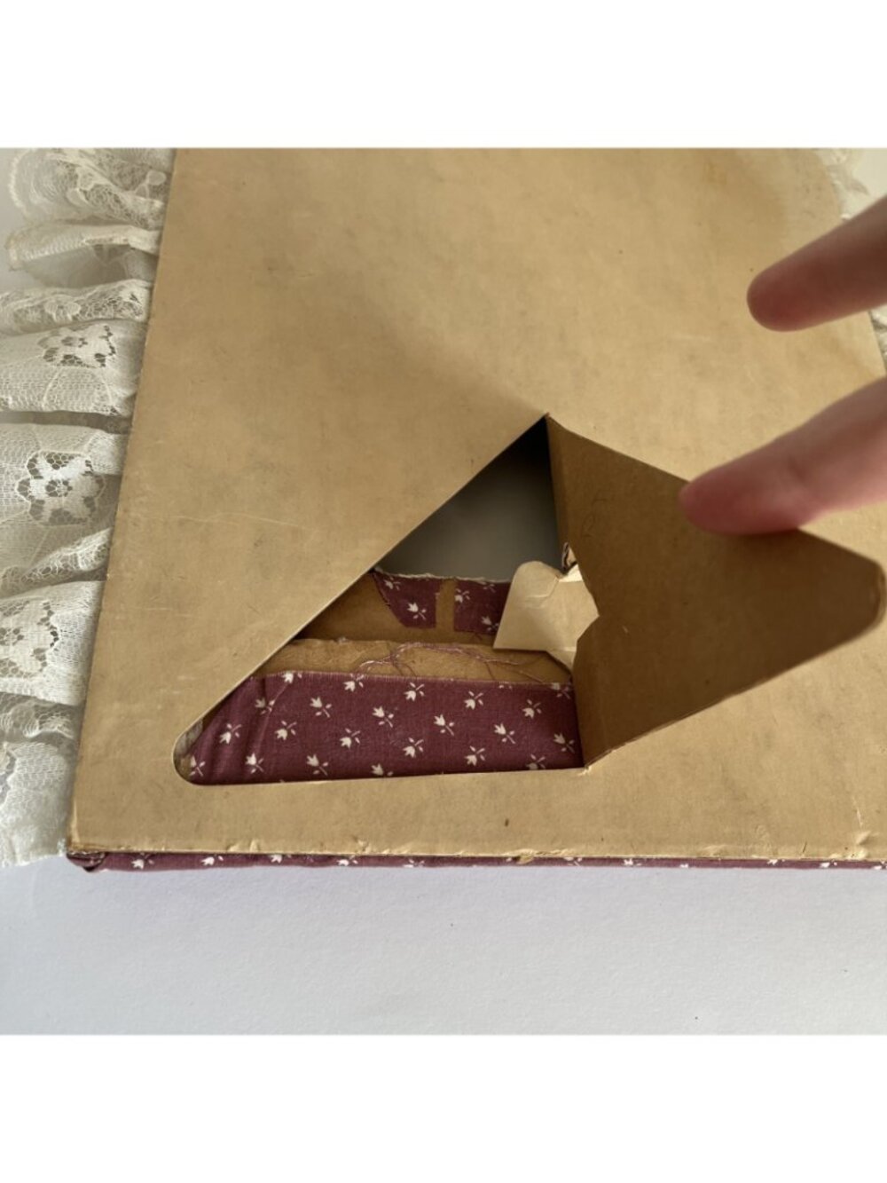 80s mauve floral cottagecore fabric picture frame bow country grandma 5x7 - Picture 6 of 7